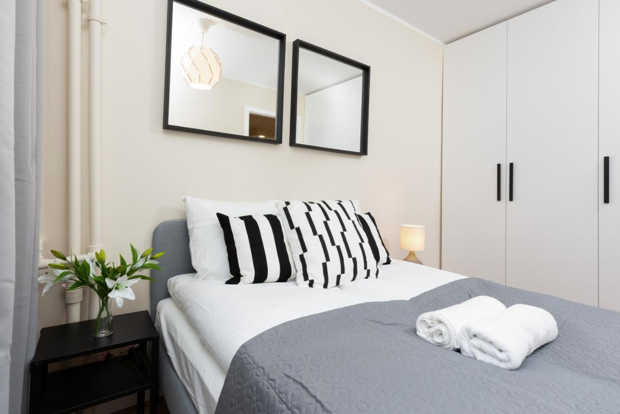 Apartments Warsaw Krolewska By Noclegi Renters Екстер'єр фото